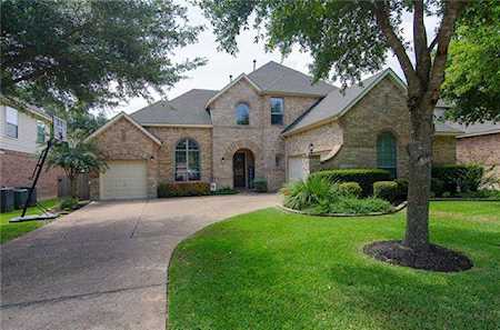 827 Hidden Glen Dr Round Rock, TX 78681