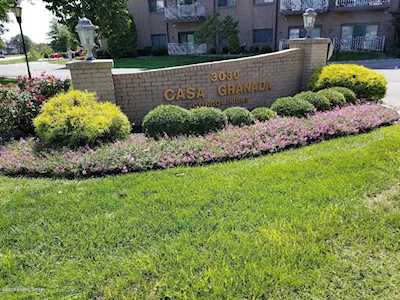 3030 Breckenridge Ln #109 Louisville, KY 40220
