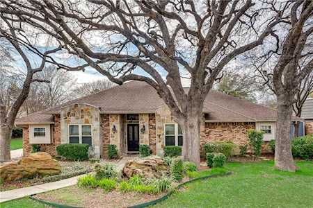 4002 Elmwood Court Colleyville, TX 76034