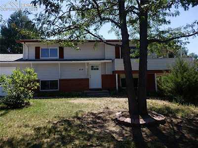 1515 Saratoga Drive Colorado Springs, CO 80910