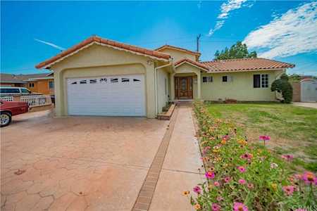 1224 E Romneya Drive Anaheim, CA 92805