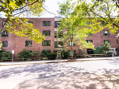 94 Griggs Rd #1 Brookline, MA 02446