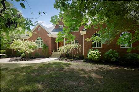 4904 Higgins View Ln Louisville, KY 40023