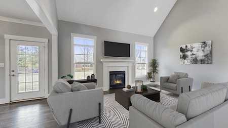 5211 Rock Bluff Dr Louisville, KY 40241