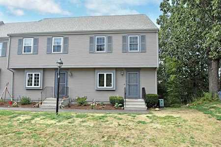 5 Oak Ridge Dr #7 Maynard, MA 01754