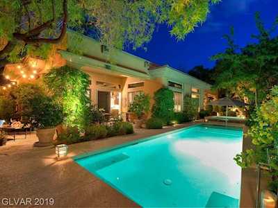 9 Club Vista Dr Henderson, NV 89052