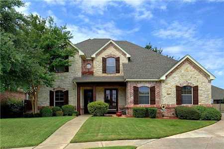7017 Cherrybark Lane North Richland Hills, TX 76182