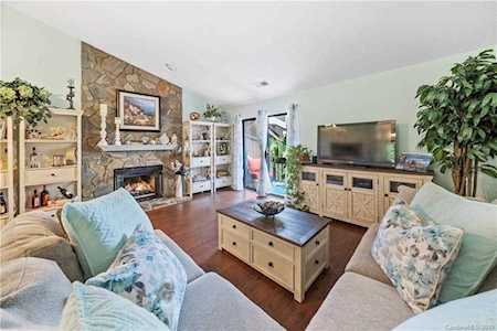 421 Mallard Head Ln Mooresville, NC 28117