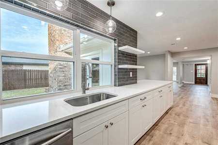 452 Woodway Drive Coppell, TX 75019
