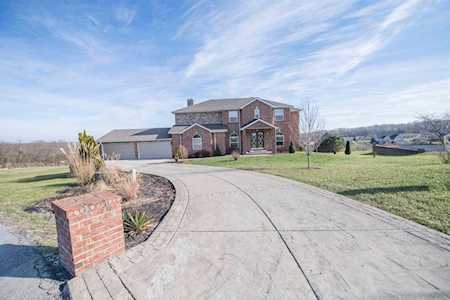 202 Palisades Pointe Drive Lancaster, KY 40444