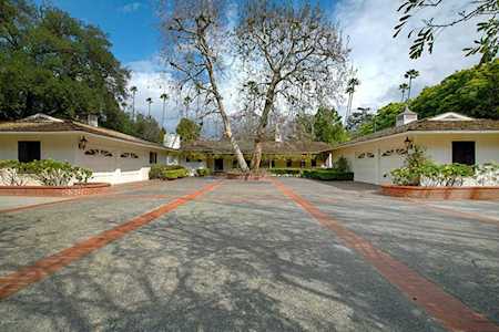 2134 S Oak Knoll Avenue San Marino, CA 91108