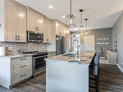 1020 Highland Green Drive NW High River, AB T1V 1X1