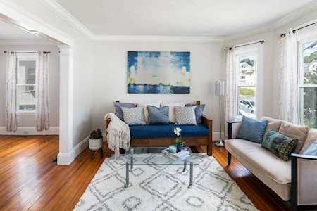 102 Fairview Ave #102 Belmont, MA 02478