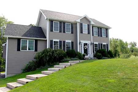 11 Richard Banna Way Seekonk, MA 02771
