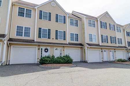 417 Hildreth St #10 Lowell, MA 01850