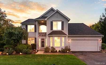 9951 Sunflower Ln Green Oak Twp, MI 48178