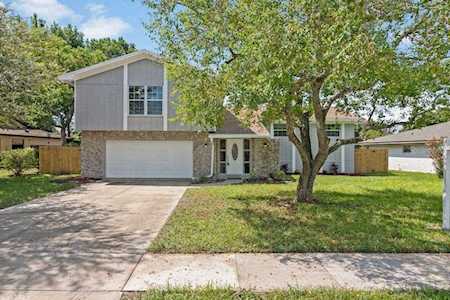 8038 Laurel Tree Drive Orlando, FL 32819