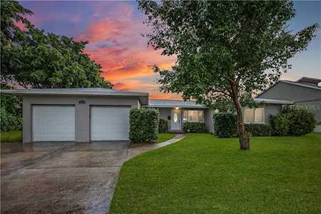 1945 NE Arrowhead Drive St Petersburg, FL 33703