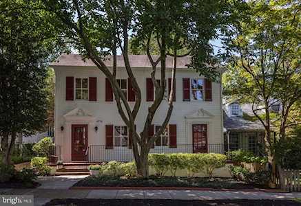 4716 48th St NW Washington, DC 20016