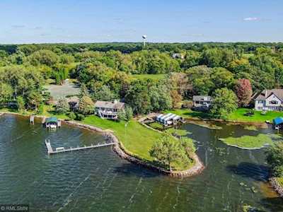 5480 Howards Point Road Shorewood, MN 55331