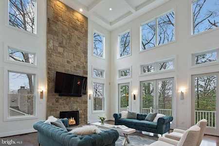 3100 Peary St Arlington, VA 22207