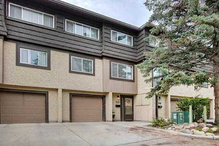 3130 66 Avenue SW #310 Calgary, AB T3E 5K8