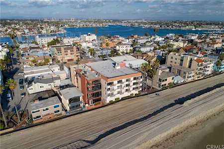 1 62nd Place #303 Long Beach, CA 90803