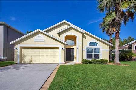 13614 Mirror Lake Drive Orlando, FL 32828