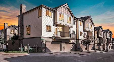 198 Kincora Heath NW Calgary, AB T3R 0G6