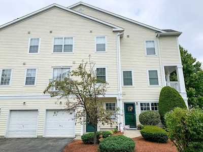 812 Gazebo Cir #812 Reading, MA 01867