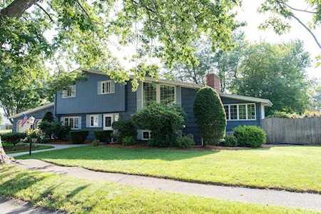 2 Stuart Peabody, MA 01960