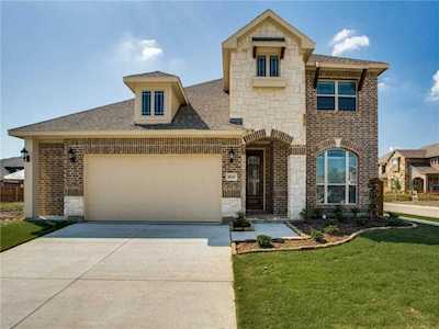 10341 Fox Manor Lane Fort Worth, TX 76131