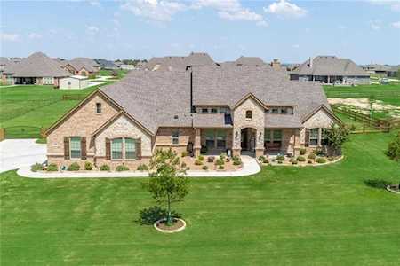 13330 McAllen Lane Justin, TX 76247