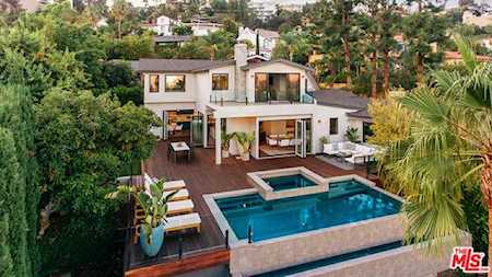 2515 Glendower Avenue Los Angeles, CA 90027