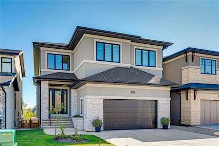 71 Aspen Summit View SW Calgary, AB T3H 4A2