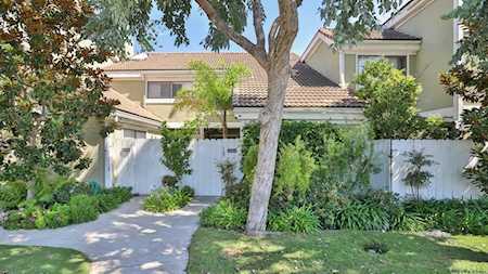 16092 Tortola Circle Huntington Beach, CA 92649