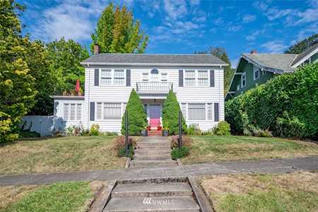 412 NE Washington Ave Chehalis, WA 98532