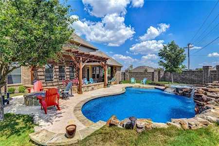 7724 Silverleaf Drive North Richland Hills, TX 76182