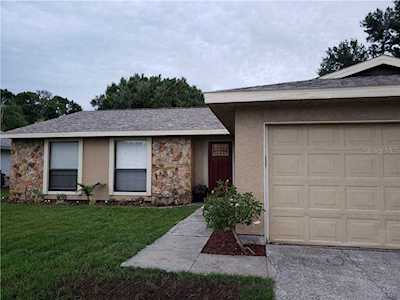 652 Bay Lake Trail Oldsmar, FL 34677