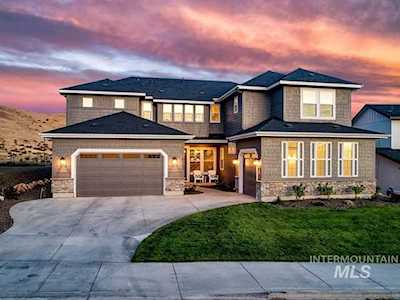 6153 E Hootowl Drive Boise, ID 83716