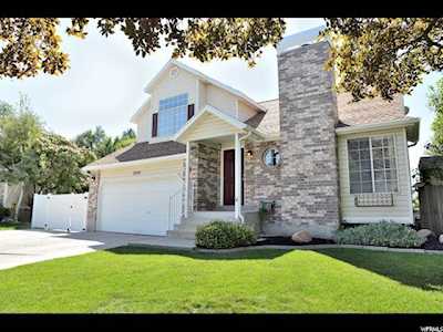 2269 W W Bennion Heights S Cir Taylorsville, UT 84129