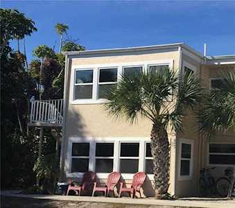 2405 N Beach Road Englewood, FL 34223