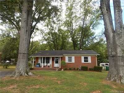 3932 Slagle Dr Charlotte, NC 28215