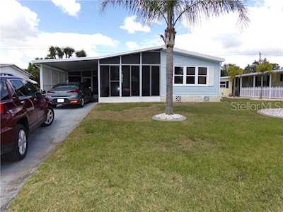 8376 Kinglet Drive Englewood, FL 34224