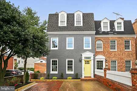 108 Payne St Alexandria, VA 22314