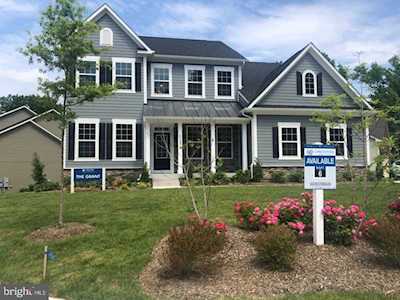 12876 Crouch Dr Fairfax, VA 22030