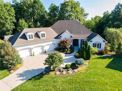 1005 Heathrow Lane Avon, IN 46123