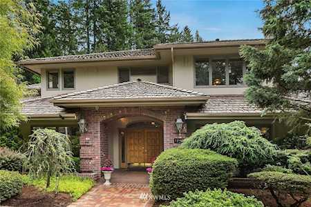 19403 NE 143rd Place Woodinville, WA 98077