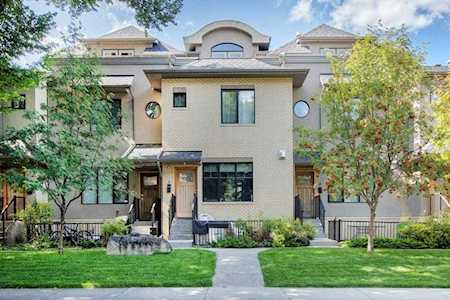 535 33 Street NW #8 Calgary, AB T2N 2W5