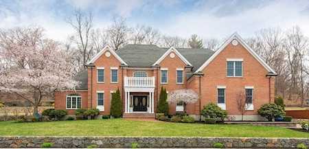 20 St. Thomas More Dr. Winchester, MA 01890